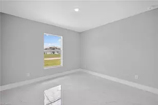 818 Portland St E, Lehigh Acres, FL 33974 - Photo 17