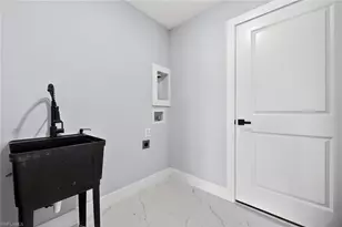 818 Portland St E, Lehigh Acres, FL 33974 - Photo 19