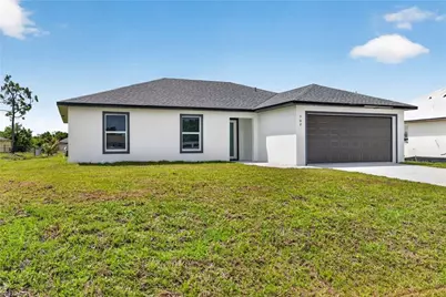 818 Portland St E, Lehigh Acres, FL 33974 - Photo 1