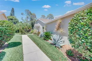 5754 Greenwood Cir, Naples, FL 34112 - Photo 5