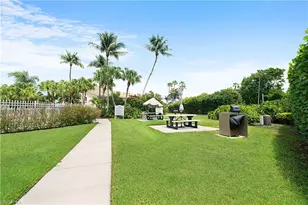 7791 Esmeralda Way, Naples, FL 34109 - Photo 27