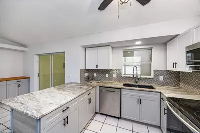 841 8th St SE, Naples, FL 34117 - Photo 11