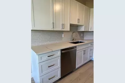 93 Silver Oaks Cir #3-101, Naples, FL 34119 - Photo 17