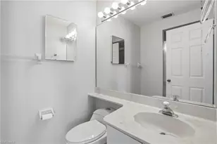 1018 Woodshire Ln, Naples, FL 34105 - Photo 21