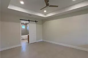 538 37th Ave NE, Naples, FL 34120 - Photo 3