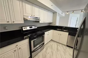8265 Ibis Club Dr, Naples, FL 34104 - Photo 7