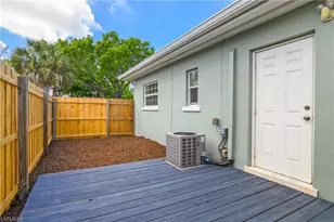 1015 10th Ave N, Naples, FL 34102 - Photo 3
