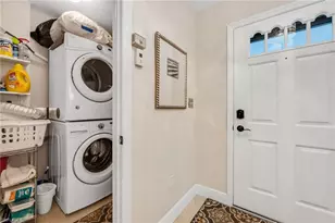 3310 Europa Dr, Naples, FL 34105 - Photo 23