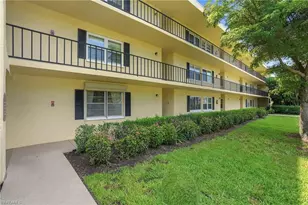 1085 Forest Lakes Dr, Naples, FL 34105 - Photo 27