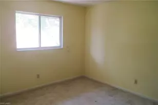 903 SE 20th Ct, Cape Coral, FL 33990 - Photo 17