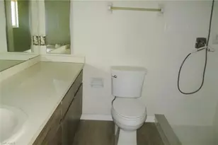 903 SE 20th Ct, Cape Coral, FL 33990 - Photo 19