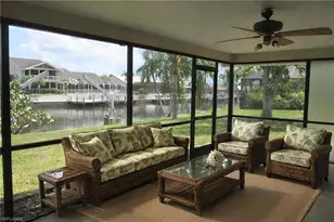 903 SE 20th Ct, Cape Coral, FL 33990 - Photo 3
