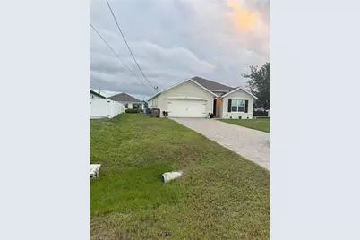 2014 NW 9th St, Cape Coral, FL 33993 - Photo 15