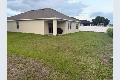 2014 NW 9th St, Cape Coral, FL 33993 - Photo 11