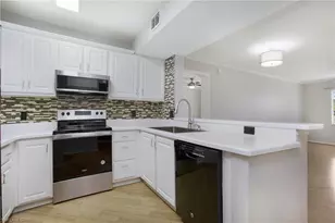 8271 Key Royal Cir, Naples, FL 34119 - Photo 3