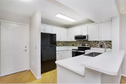 8271 Key Royal Cir #924, Naples, FL 34119 - Photo 5