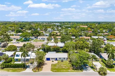 4027 Mindi Ave, Naples, FL 34112 - Photo 3