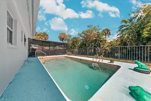 4027 Mindi Ave, Naples, FL 34112 - Photo 31