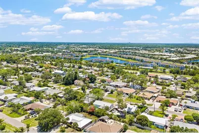 4027 Mindi Ave, Naples, FL 34112 - Photo 7