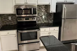 4720 St Croix Ln, Naples, FL 34109 - Photo 3