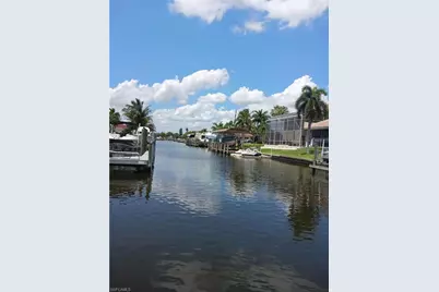 2727 SE 24th Pl, Cape Coral, FL 33904 - Photo 25