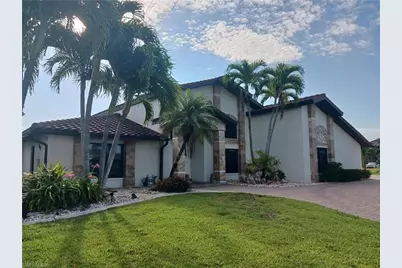 2727 SE 24th Pl, Cape Coral, FL 33904 - Photo 1