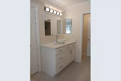 2727 SE 24th Pl, Cape Coral, FL 33904 - Photo 17