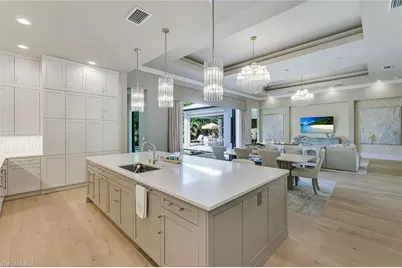 760 Park Shore Dr, Naples, FL 34103 - Photo 7