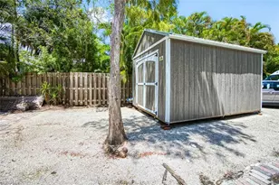 2727 66th St SW, Naples, FL 34105 - Photo 33