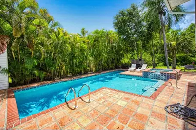 2727 66th St SW, Naples, FL 34105 - Photo 17