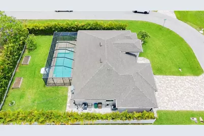 1401 SW 49th Ter, Cape Coral, FL 33914 - Photo 5