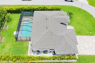 1401 SW 49th Terrace, Cape Coral, FL 33914 - Photo 5