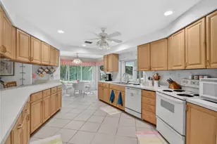 2278 Royal Ln, Naples, FL 34112 - Photo 11