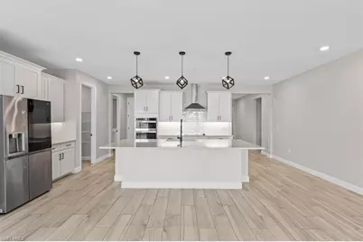 2038 Grove Dr, Naples, FL 34120 - Photo 5