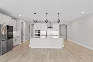 2038 Grove Dr, Naples, FL 34120 - Photo 5