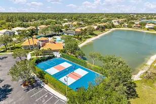 2038 Grove Dr, Naples, FL 34120 - Photo 39