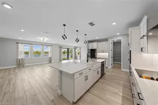 2038 Grove Dr, Naples, FL 34120 - Photo 7
