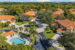1033 Egrets Walk Cir, Naples, FL 34108 - Photo 11