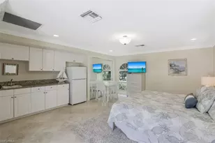 655 Galleon Dr, Naples, FL 34102 - Photo 21