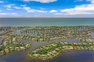 655 Galleon Dr, Naples, FL 34102 - Photo 45