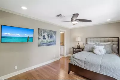 655 Galleon Dr, Naples, FL 34102 - Photo 17