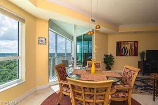 295 Grande Way, Naples, FL 34110 - Photo 5