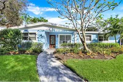 739 7th Ave N, Naples, FL 34102 - Photo 3