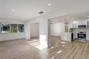 16 Kings Rd, Naples, FL 34112 - Photo 9