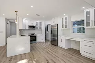 16 Kings Rd, Naples, FL 34112 - Photo 11