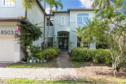 8503 Laurel Lakes Cv, Naples, FL 34119 - Photo 3