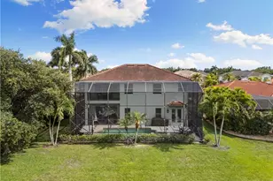 8503 Laurel Lakes Cove, Naples, FL 34119 - Photo 45