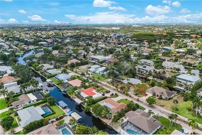 27061 Homewood Dr, Bonita Springs, FL 34135 - Photo 39