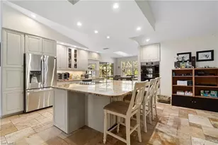 6011 Sea Grass Ln, Naples, FL 34116 - Photo 11