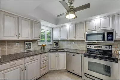 29 High Point Cir E #107, Naples, FL 34103 - Photo 7